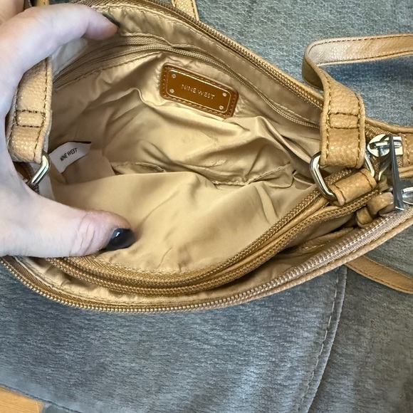 Nine West Beige Crossbody Bag, VGUC - Picture 8 of 14